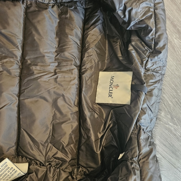 Moncler Puffer Down Black with mink fur accent Jacket - Picture 11 of 14